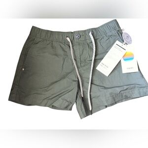 Vuori The Rise/The Shine women’s shorts xsmall sage green